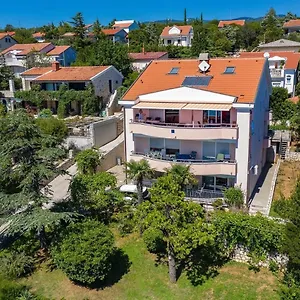  Apartman La